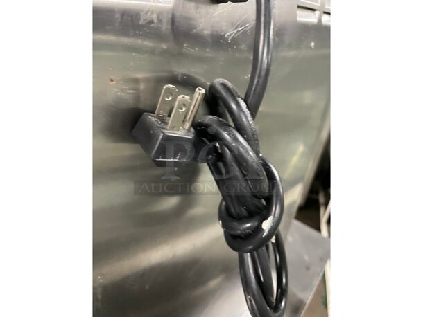 Alto-Shaam Commercial Countertop 3 Drawer Food Warmer! All Stainless Steel! Model 500-3D SN 2940858-000! 120V 1 Phase!  - Image 8 of 8