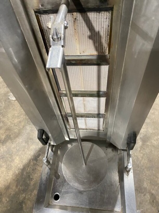 Attias Natural Gas Powered Countertop 4 Burner Gyro Machine! All Stainless Steel! On Small Legs! Model: GRY-4 SN: 061955 - Image 8 of 11