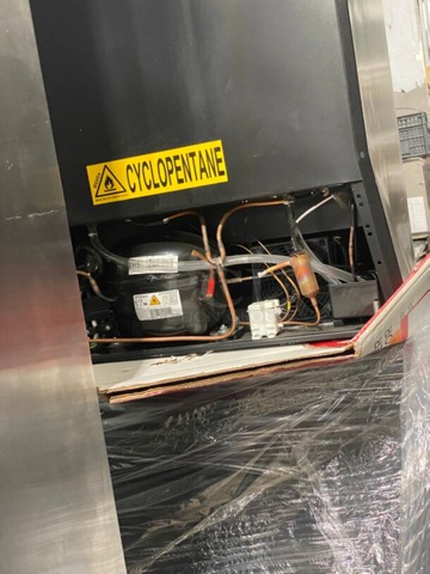 NEW! OUT OF THE BOX! SCRATCH-N-DENT! Whynter French Door Dual Zone Wine And Beer Can Cooler! With Through Doors! Wooden Wine Racks And Metal Racks! Model: BWB2060FDS - Image 10 of 10