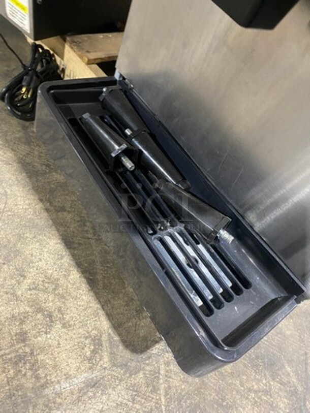 WOW! SCRATCH-N-DENT! LATE MODEL! Hoshizaki Commercial Countertop Refrigerated Ice Maker/Dispenser And Water Dispenser! All Stainless Steel! With Legs! Model: DCM270BAH SN: F09858G 115/120V 60HZ 1 Phase - Image 7 of 8