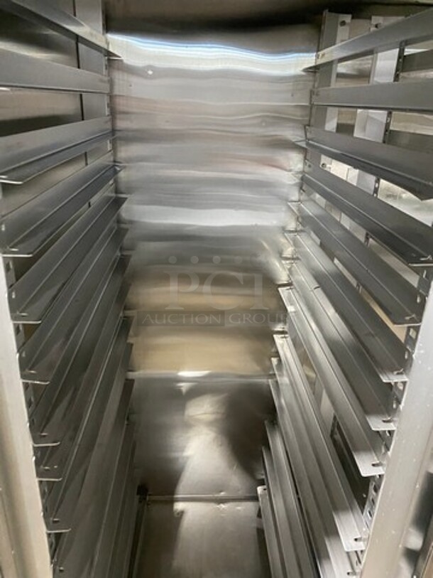 Traulsen Commercial 2 Door Reach In Cooler! All Stainless Steel! On Legs! Model: RHT232NUTFHS SN: T97320F05 SN: 115V 60HZ 1 Phase - Image 6 of 10