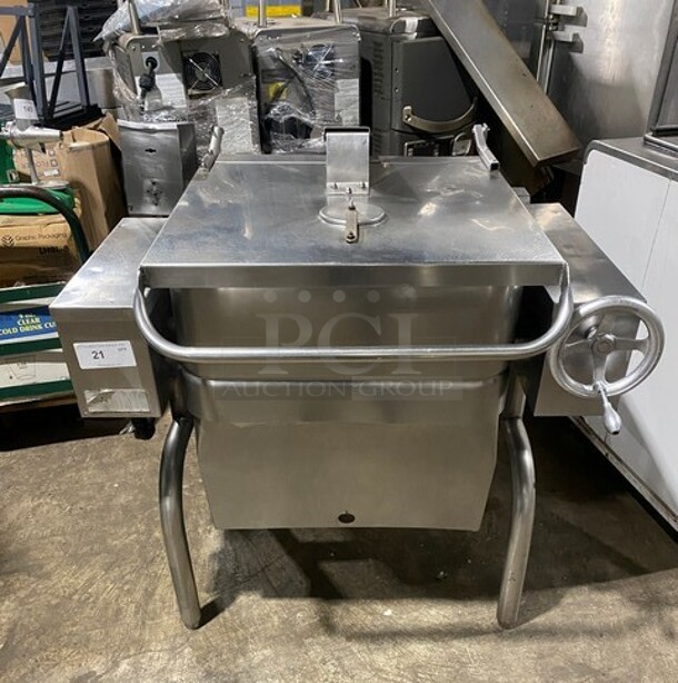 Groen Commercial Natural Gas Powered Skillet/Braising Pan! All Stainless Steel! On Legs! - Image 1 of 11