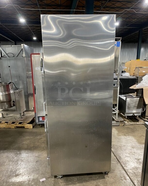 NICE! Traulsen Commercial 4 Split Door Reach In Cooler! With Poly Coated Racks And Built In Pan Racks! All Stainless Steel! On Casters! Model: AHT232NUT122 SN: T722770L99 115V 1 Phase - Image 3 of 10
