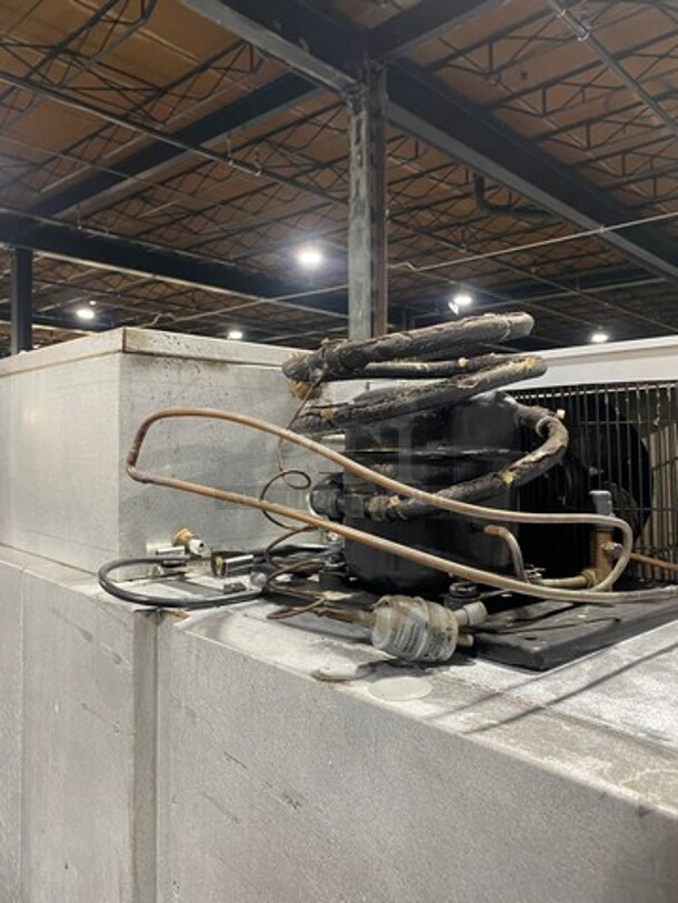 Traulsen Commercial 2 Door Reach In Cooler! All Stainless Steel! Model: GHT226WUT SN: 230755 115 60HZ 1 Phase - Image 8 of 8