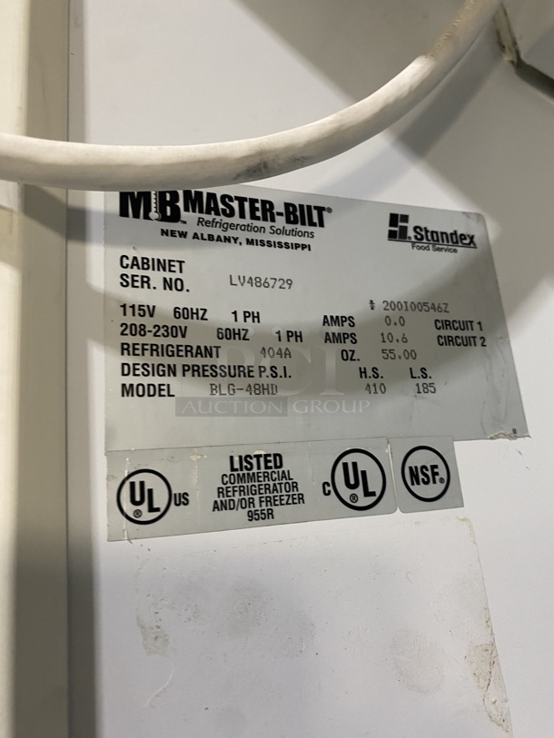 MASTER-BILT Metal Commercial 2 Door Reach In Freezer Merchandizer! MODEL:BLG-48HD SN:LV486729!  - Image 9 of 10