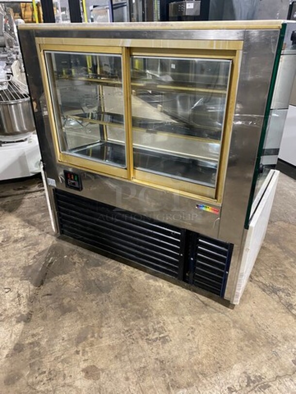 FAB! Kinco Refrigerated Bakery Display Show Case Merchandiser! With Front Straight Glass! With Marble Top & Bottom! With 2 Sliding Rear Access Doors! Model: 9213GK 220V 60HZ 1 Phase - Image 4 of 7