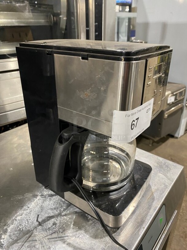 Mr. Coffee Commercial Countertop Coffee Machine! 120V! Model: JWX31! - Image 2 of 7