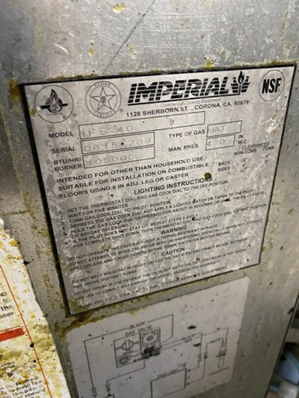 Imperial Commercial Natural Gas Powered Deep Fat Fryer! With Backsplash! With 2 Metal Frying Baskets! All Stainless Steel! On Casters! Model: IFS40 SN: 06157209 - Image 8 of 9