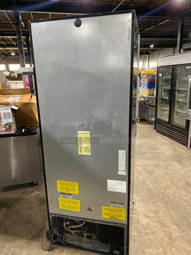 Metalfrio Commercial Single Door Reach In Cooler Merchandiser! With View Through Door! With Poly Coated Racks! Model: NG27CHC 120V - Image 4 of 8