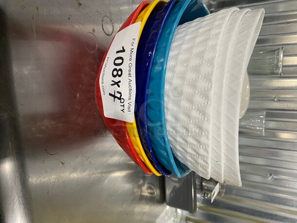 NICE! Assorted Ceramic Bowls!
7 X Your Bid! - Image 1 of 6