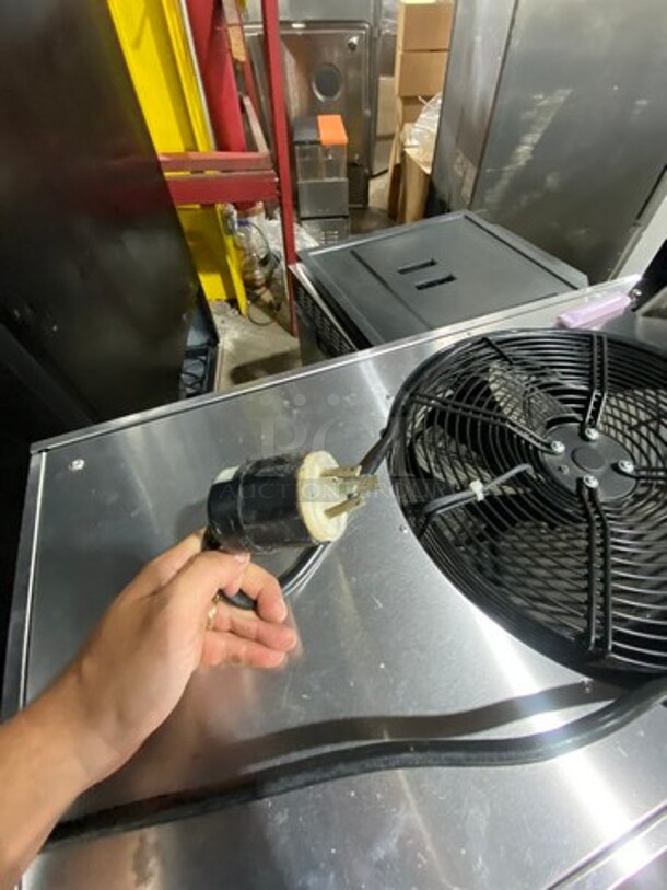 Cornelius Commercial 2 Flavor Counter Top Slushie/ Frozen Beverage Dispenser! All Stainless Steel! Model: VIPER2 SN: 62A1035VP031 230V - Image 4 of 7