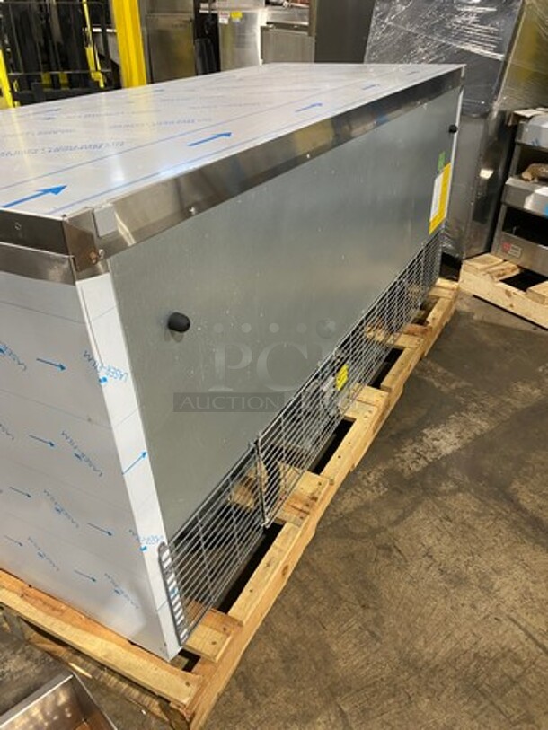 NEW! SCRATCH-N-DENT! LATE MODEL! 2022 Asber Commercial 3 Door Lowboy/Worktop Cooler! All Stainless Steel! Model: AUTR72NHC SN: 8102495248 115V 1 Phase - Image 5 of 11
