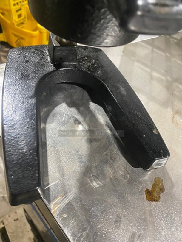 Countertop Manual Citrus Juicer! - Image 5 of 6