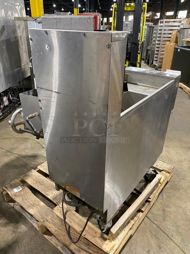 Pitco Solstice Supreme Stainless Steel Commercial Floor Style Pasta Cooker With Digital Control! On Legs! MODEL SSPE14 - Image 3 of 9