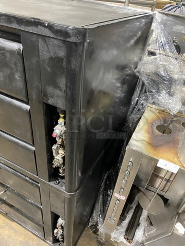 Blodgett Commercial Natural Gas Powered Double Deck Baking/ Pizza Oven! All Stainless Steel! On Legs! WORKING WHEN REMOVED! 2x Your Bid Makes One Unit! - Image 2 of 11