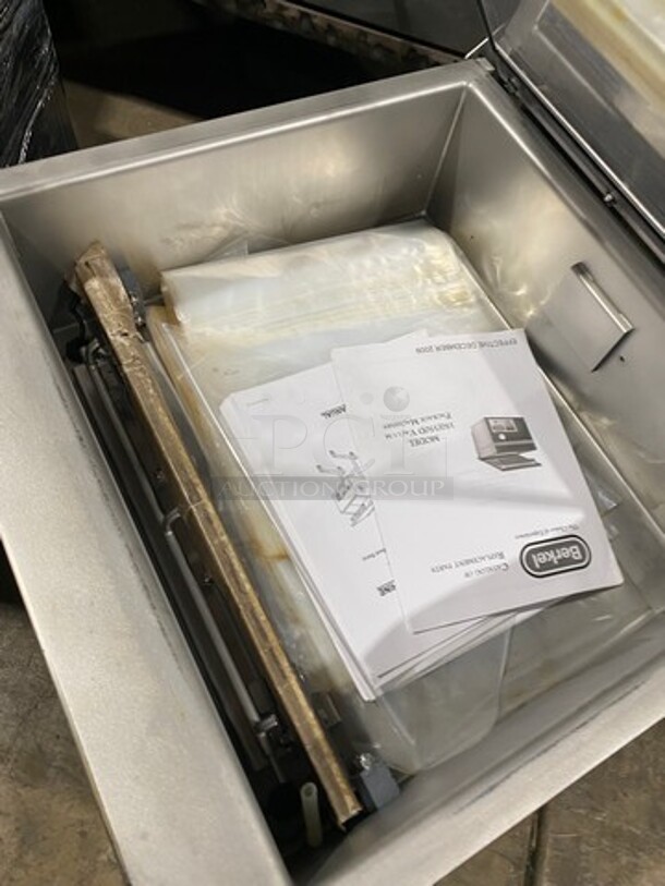BERKEL Stainless Steel Commercial Countertop Vacuum Sealer! On legs! MODEL 350/350D SN:11973EK1040156 120V/60Hz 1PH - Image 5 of 9