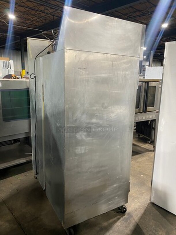 Continental Commercial 2 Door Reach In Freezer! All Stainless Steel! On Casters! Model: 2F SN: 14810068 115V 60HZ 1 Phase - Image 4 of 9