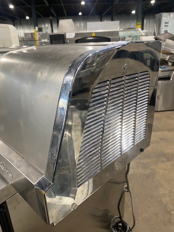 Turbo Air Commercial Countertop Refrigerated Sushi Display Case Merchandiser! With Curved Glass! Stainless Steel Body! WORKING WHEN REMOVED! - Image 3 of 8