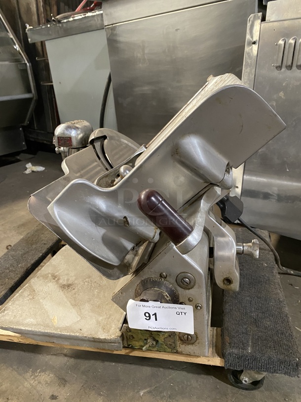 GLOBE Stainless Steel Meat And Cheese Slicer! Model C4S17DZ31B 115V/60Hz - Image 1 of 7