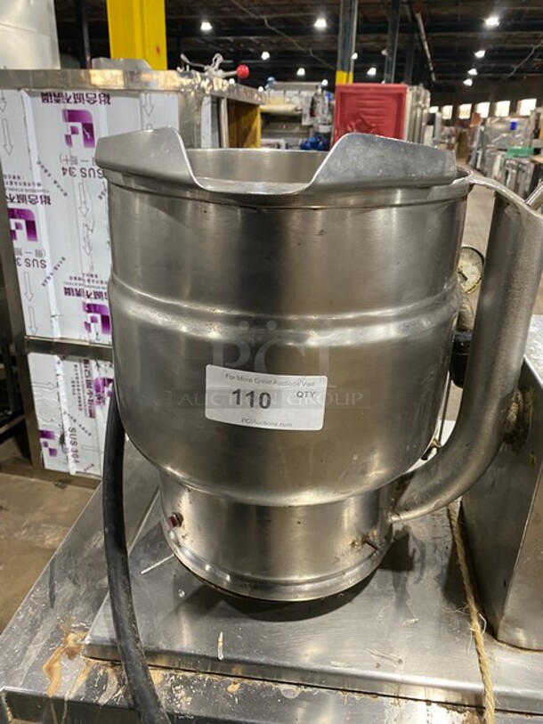 Groen Stainless Steel Commercial Countertop Electric Powered Steam Tilting Kettle on Stand! - Image 5 of 9