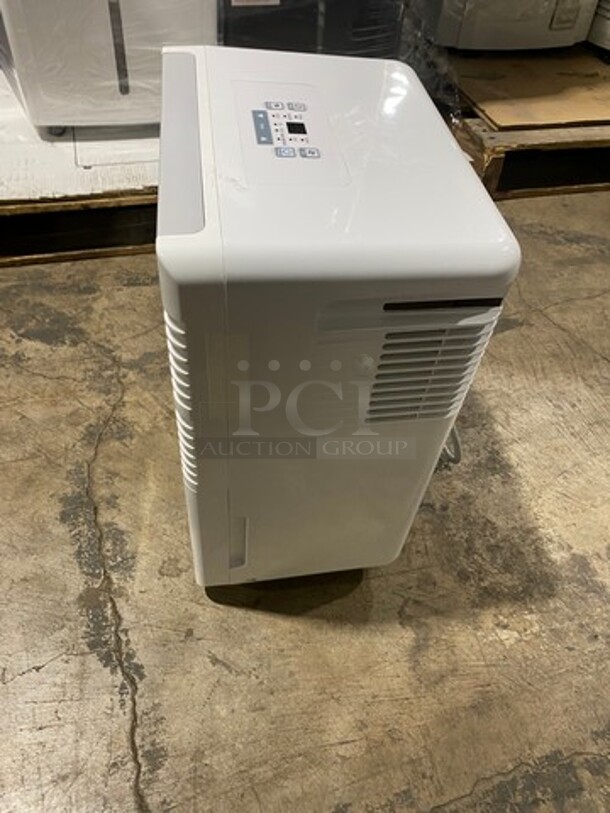 NEW! OUT OF THE BOX! SCRATCH-N-DENT! Whynter Portable Dehumidifier Unit! 4,000 Square Feet Room Capacity! Model: RPD321EW 115V - Image 2 of 7