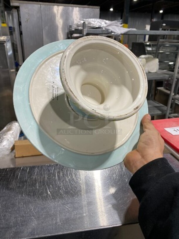 Countertop Cake/ Dessert Display Stand! - Image 6 of 7