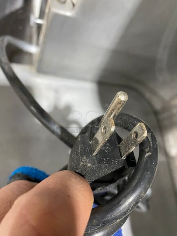 Globe Commercial Countertop Deli/ Meat Slicer! All Stainless Steel! Model: 150 SN: 200680 - Image 9 of 9