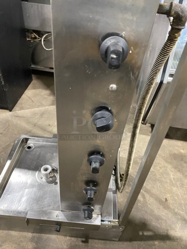 Archway Commercial Countertop Natural Gas Powered Vertical Broiler Gyro Machine! All Stainless Steel! WORKING WHEN REMOVED! MODEL: 5BSTDNG - Image 7 of 8