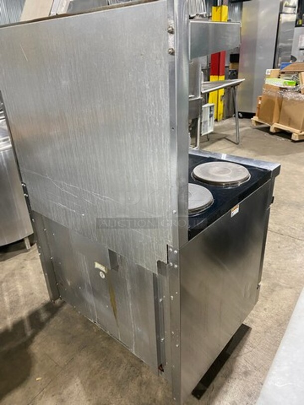Nice! Vulcan Commercial 6 Burner Stove! With Raised Back Splash And Salamander Shelf! With Oven Underneath! Metal Oven Racks! All Stainless Steel! Model E36 Serial 485! 208/240V 1 Phase! Working When Removed! On Legs! - Image 4 of 11