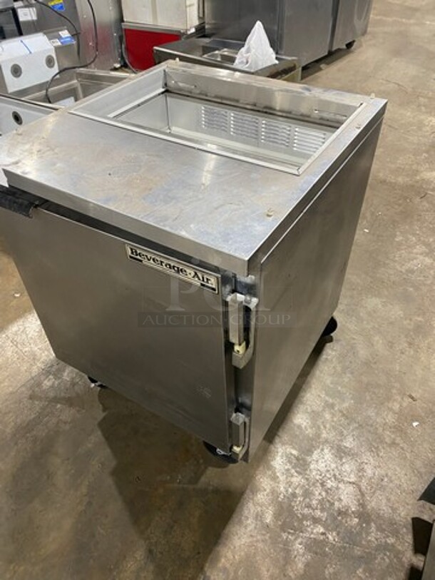 Beverage Air Commercial Refrigerated Sandwich Prep Table! With Single Door Refrigerated Storage Space Underneath! All Stainless Steel! Model SP27 Serial 7208954! 115V 1Phase! On Casters! - Image 10 of 10