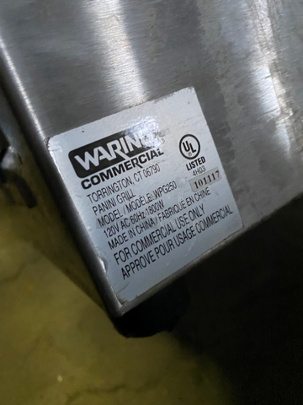 Waring Commercial Countertop Panini/Sandwich Supremo Grill! All Stainless Steel! Press With Ribbed Surface! Model: WPG250 120V 60HZ - Image 7 of 8