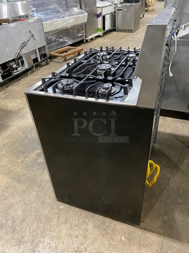 Frigidaire 5 Burner Stove! With Oven Underneath! Metal Oven Racks! All Stainless Steel! - Image 4 of 12