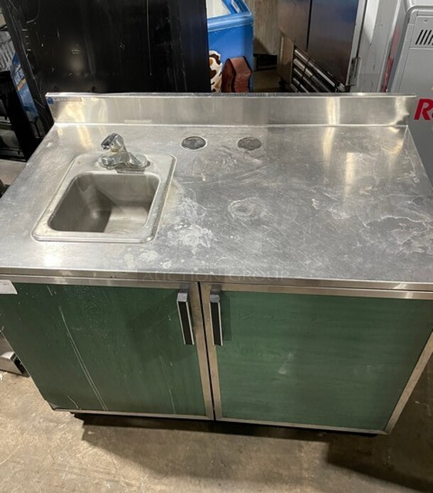 Duke Stainless Steel Commercial Counter w/ Bay and 2 Wood Pattern Doors! MODEL SUBPS-48-R M - Image 5 of 9