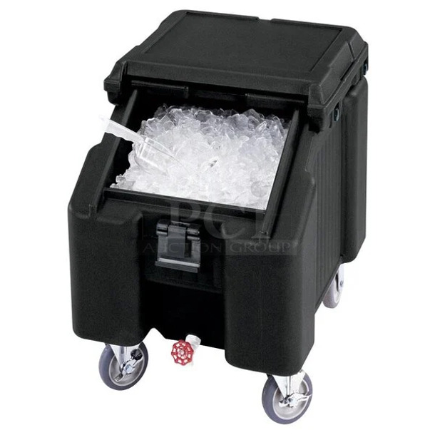 BRAND NEW SCRATCH AND DENT! Cambro CS100 SlidingLid™ Black Mobile Ice Bin - 100 lb. Capacity - Image 1 of 8