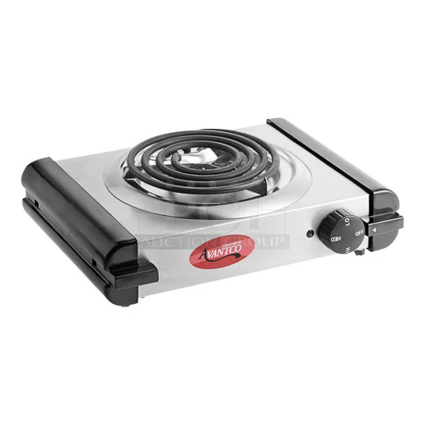 BRAND NEW SCRATCH AND DENT! Avantco 177EB100 Single Burner Countertop Range. 120 Volts, 1 Phase.  - Image 1 of 4