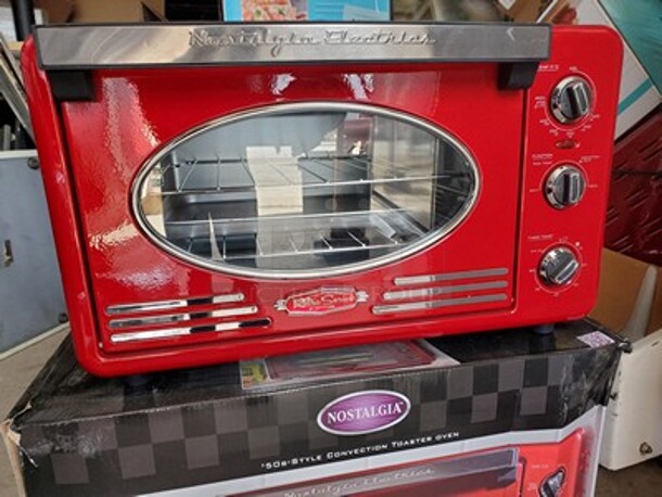 Retro Series Red Convection Toaster Oven with Built-in Timer|Brand new!