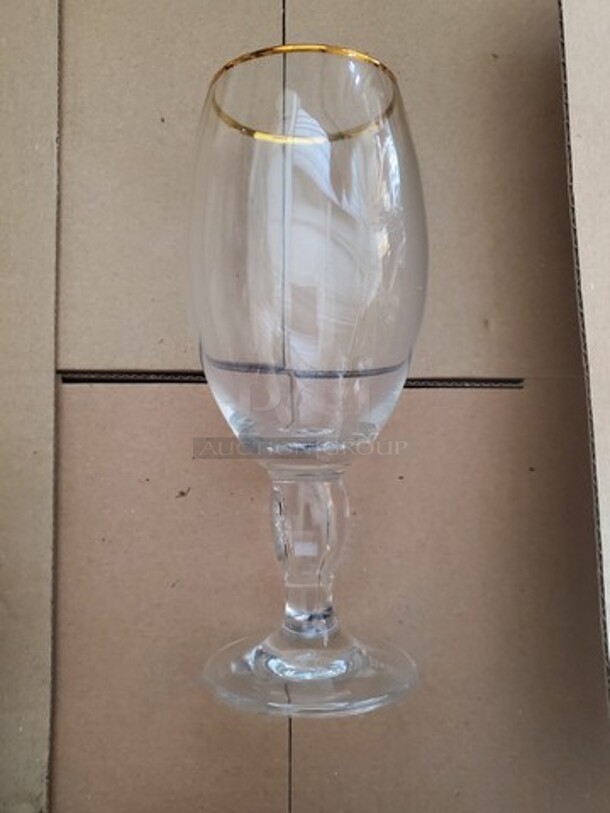 Stella Artois Star Water Goblet Glass W/ Goldrim Brand New!  - Image 2 of 4