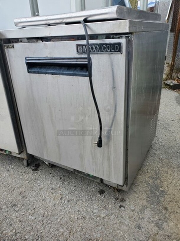 MAX COLD MXCF27UA Undercounter| Single Door Freezer| Tested & Working 27