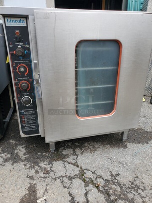Lincoln 6203 Commercial Oven(Broken Handle) 120/208V