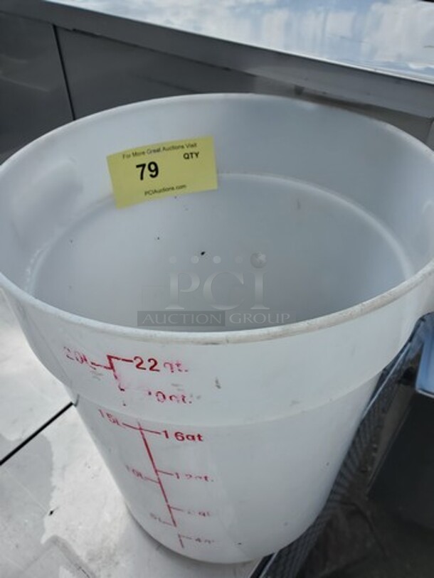 22Qt Round Storage Container - Image 3 of 3