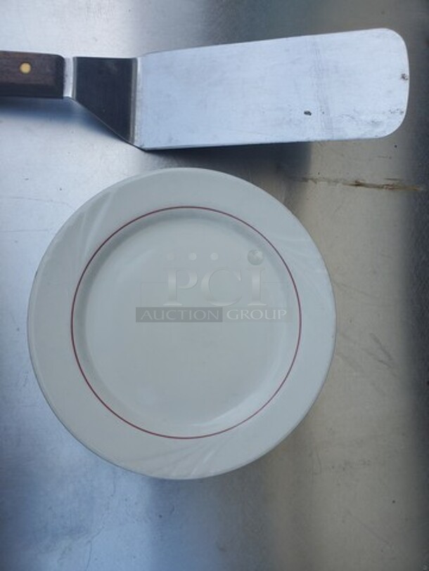 9" Round Porcelain Dinner Plate BIDX20  - Image 2 of 4