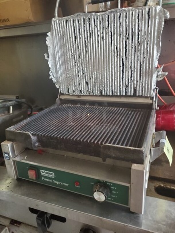 Waring WPG250 Panini Supremo Grooved Top & Bottom Panini Sandwich Grill with Timer - 14 1/2" x 11" Cooking Surface - 120V, 1800W - Image 2 of 5