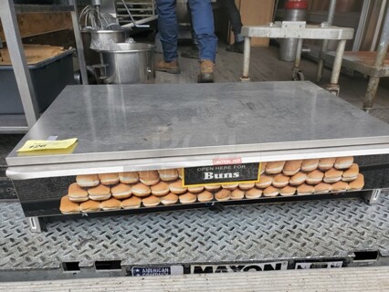 Like new! Star 64 Bun Capacity Bun Warmer