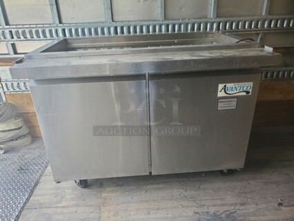 Avantco 178SCLM 47" Stainless Steel Refrigerated Salad Bar / Cold Food Table!