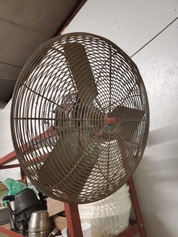 Wall Mount Fan
 - Image 2 of 3