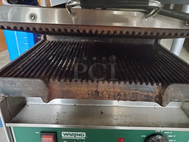 Waring Commercial Panini Grill
Good Working Condition - Image 3 of 6