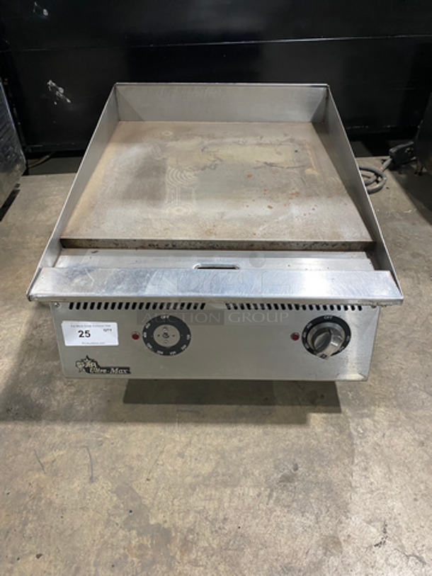 Star Commercial Countertop Electric Powered Flat Griddle! With Back And Side Splashes! All Stainless Steel! On Small Legs! Model: 724TA SN: 724A0217A0002 208V 60HZ