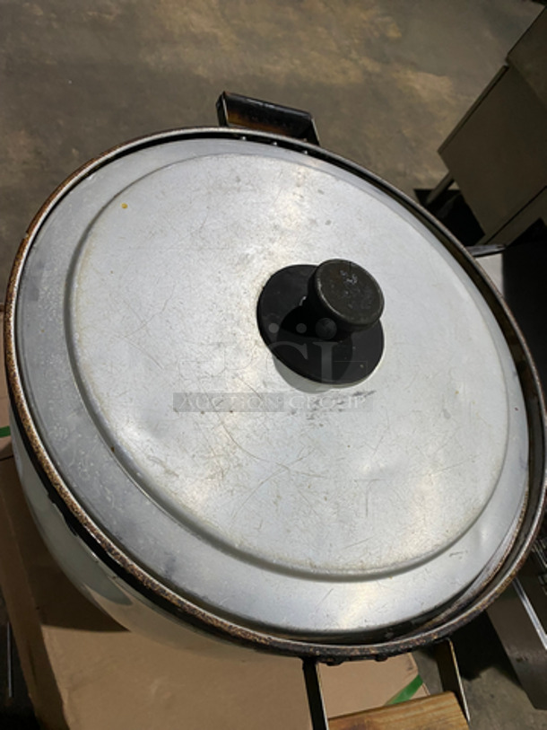 Paloma Natural Gas Powered Countertop Commercial Rice Cooker! With 2 Side Handles! With Stainless Steel Lid! - Image 3 of 7