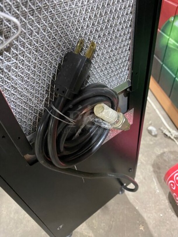 Bunn Commercial Countertop Drink Dispenser! Eletric powered! On Small Legs! Model: JDF2S SN: JDF0028615 120V
Item Number: 3979760-82
 - Image 8 of 8