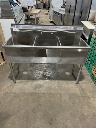 NEW! Eagle Commercial 3 Bay Dishwashing Sink! All Stainless Steel! On Legs! Model: 1854-3-16/3 SN: 2211241131!